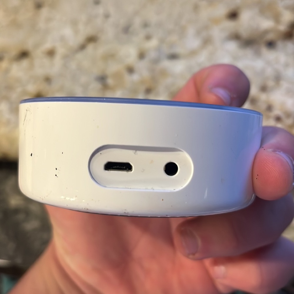 Amazon Alexa - Picture 3 of 3